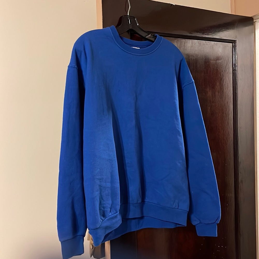 MOVING SALE NO HAGGLING UNISEX JERSEY XL ROYAL BLUE 25.5”L x 22.5”W SWEATSHIRT